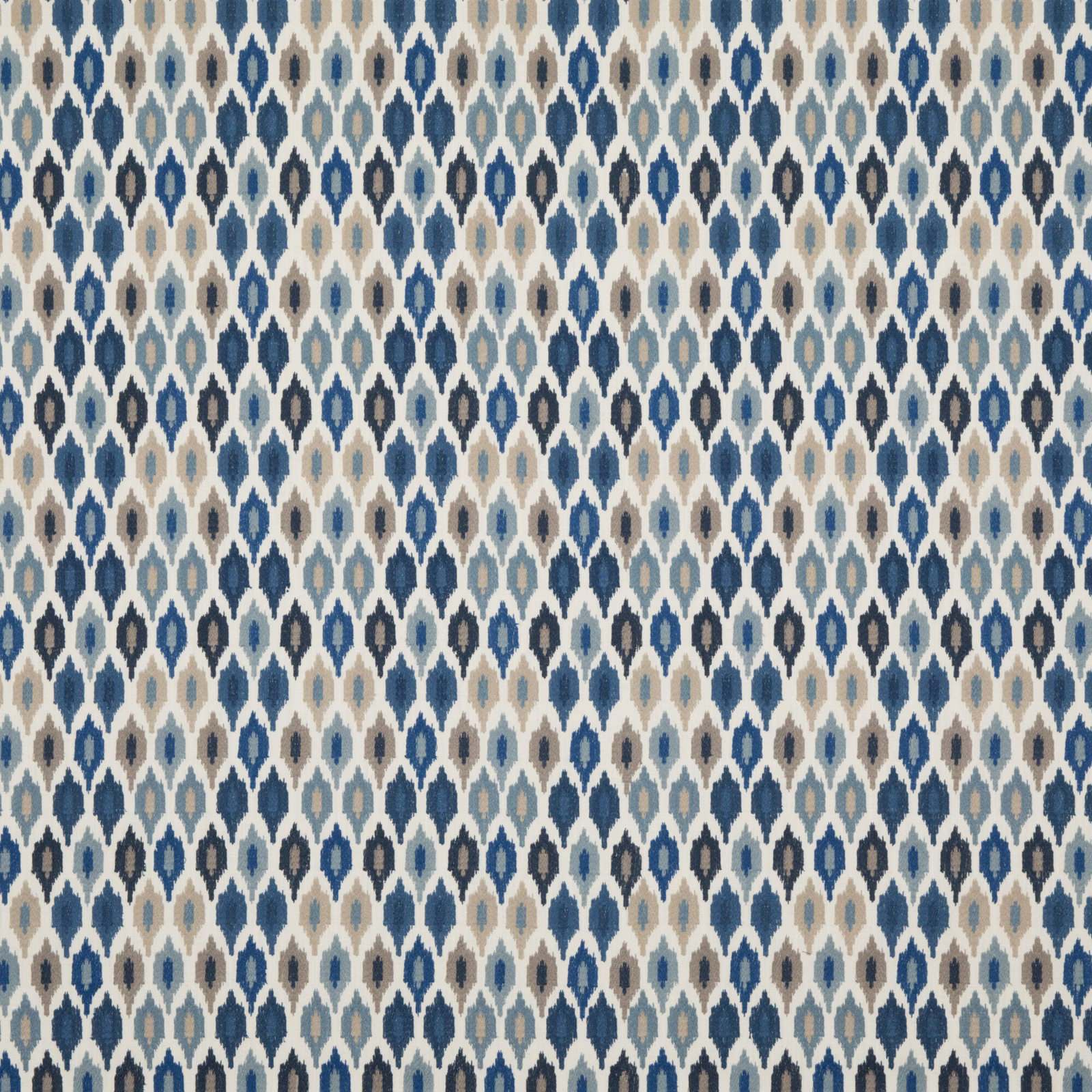 Close view of Mazara Indigo’s indigo, blue and beige pointed ogee weave