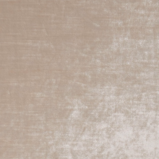 Close view of Allure Cream’s softly mottled cream weave with pale beige highlights