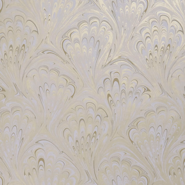 Ivory wallpaper with pale gold marbled fan motifs and soft grey accents