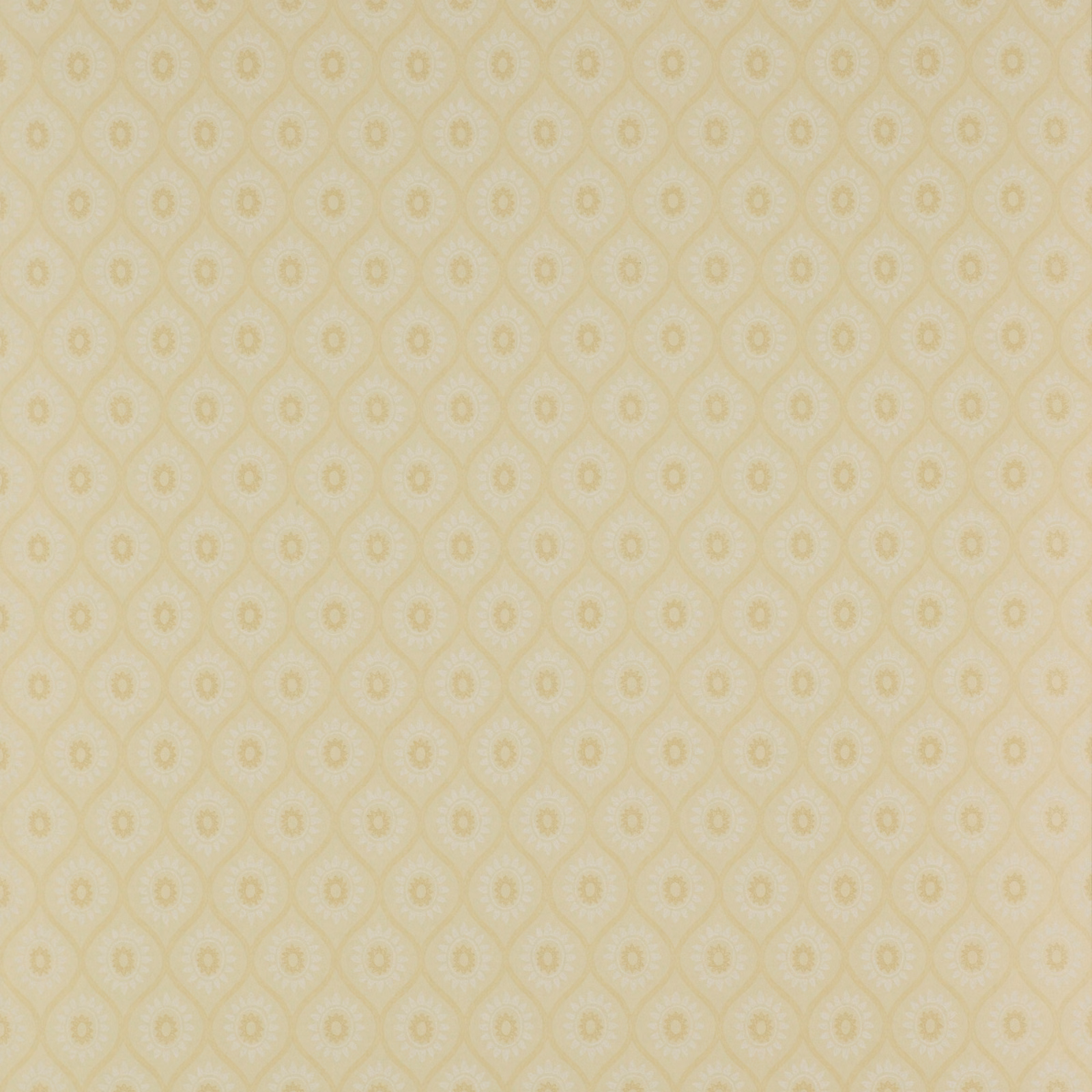 Pale yellow paper wallpaper with repeating cream ogee motifs and fine texture