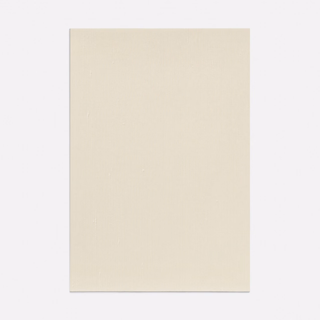 Warm ivory plain-weave swatch with a faint vertical grain and softly matte surface