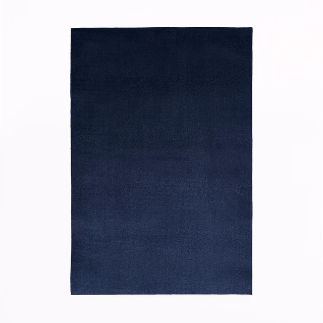 Deep navy-blue velvet swatch showing a softly shifting plain nap