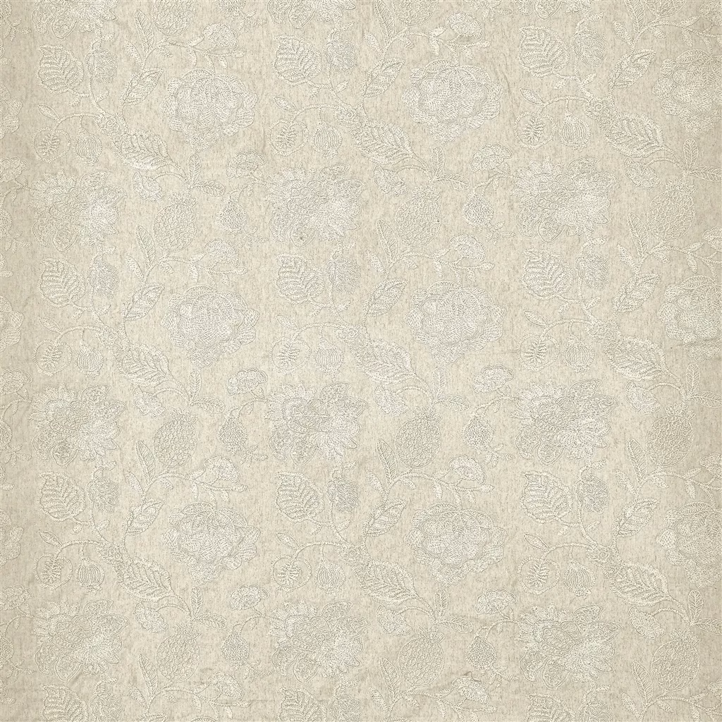 Daphne Chalk fabric