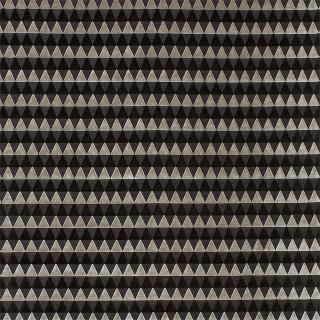 Charcoal and stone triangular weave with dark onyx bands in repeating rows