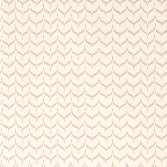 Warm ivory wallpaper with repeating pale taupe pointed leaf motifs