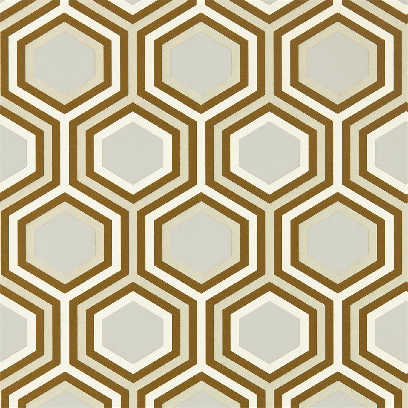 Muted gold and platinum concentric hexagons in a crisp repeating geometric wallpaper pattern