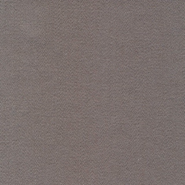 Close-up of taupe-grey Liso Mouse sateen with a fine, subtly lustrous weave