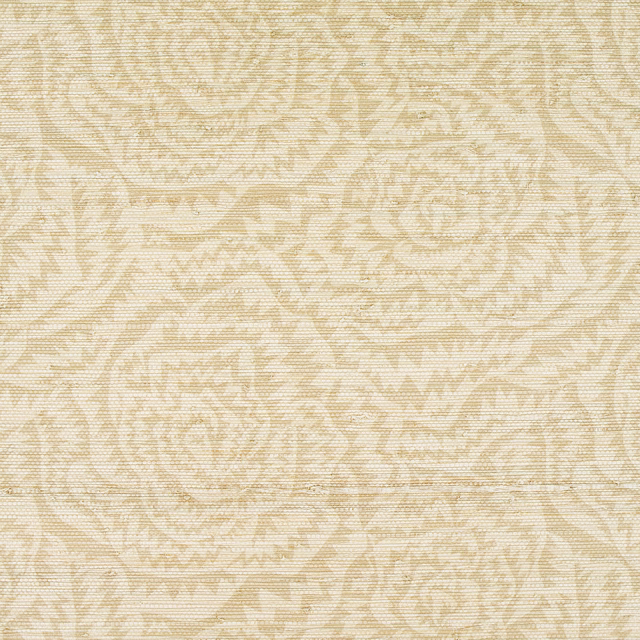 Warm ivory wallpaper with pale sand jagged rose motifs and fine horizontal texture