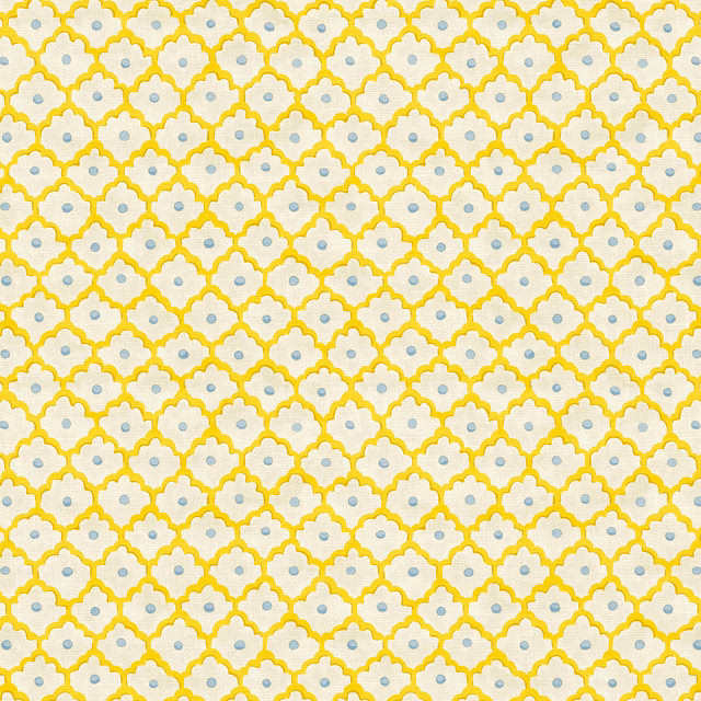 Ivory linen with lemon scalloped lattice and tiny pale blue dot centres