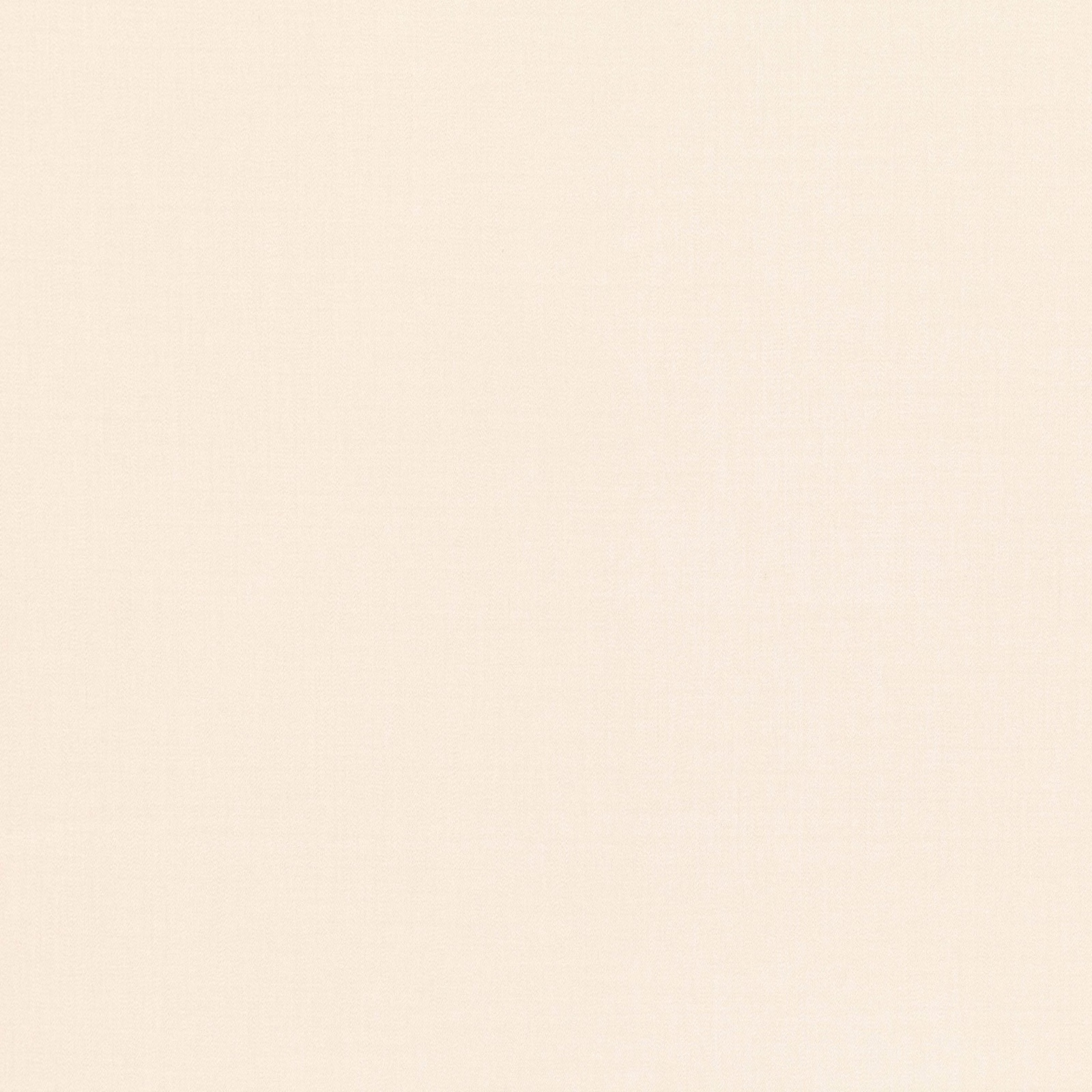 Warm ivory plain-weave swatch with a barely visible fine woven grain
