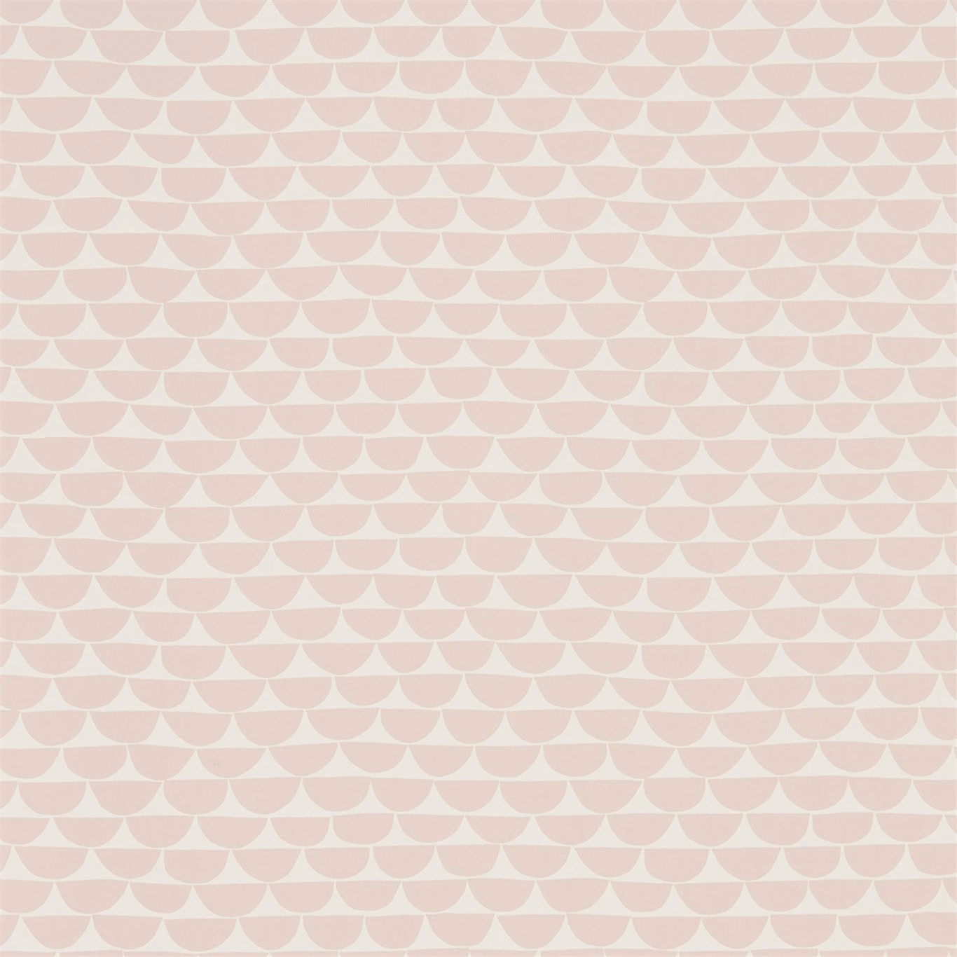 Soft blush scallop wallpaper pattern on a warm ivory ground