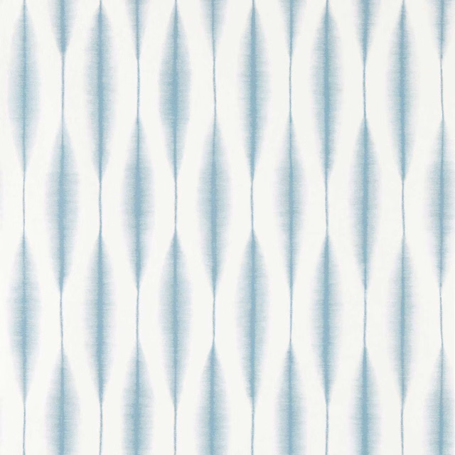 Pale blue elongated ikat diamonds fading vertically across a white wallpaper ground