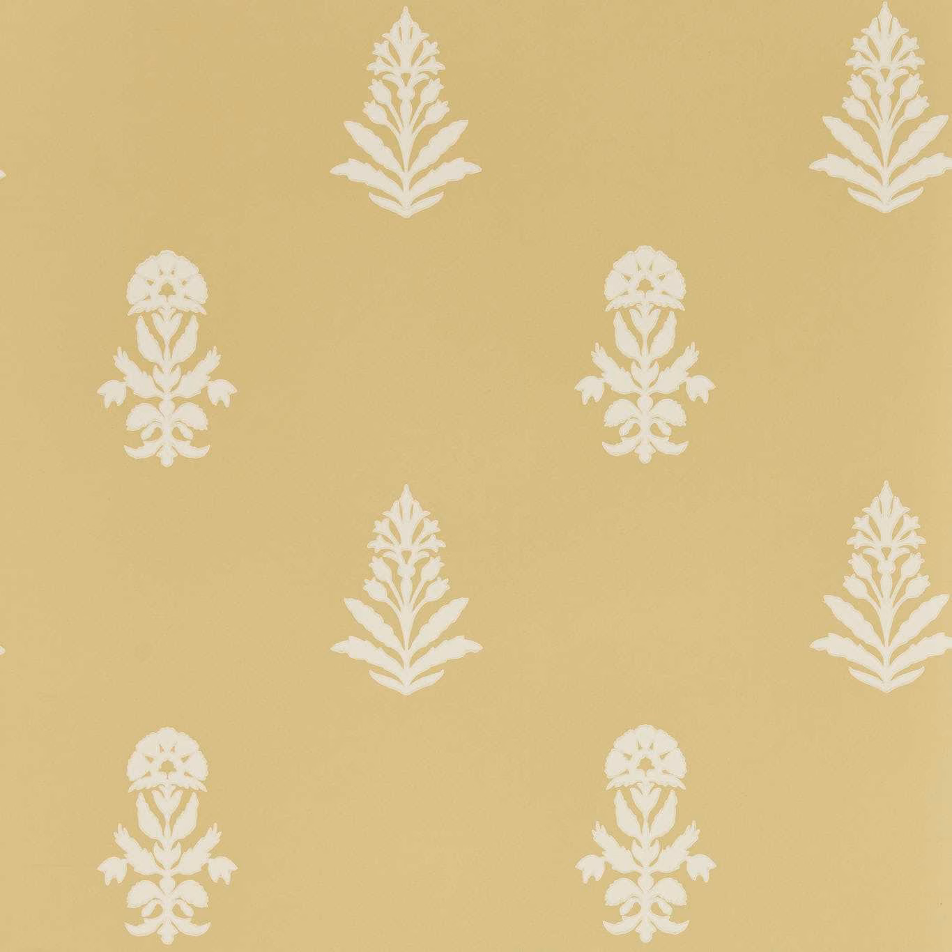 Warm raw-honey wallpaper with repeating ivory stylised floral sprigs and ornate leafy motifs