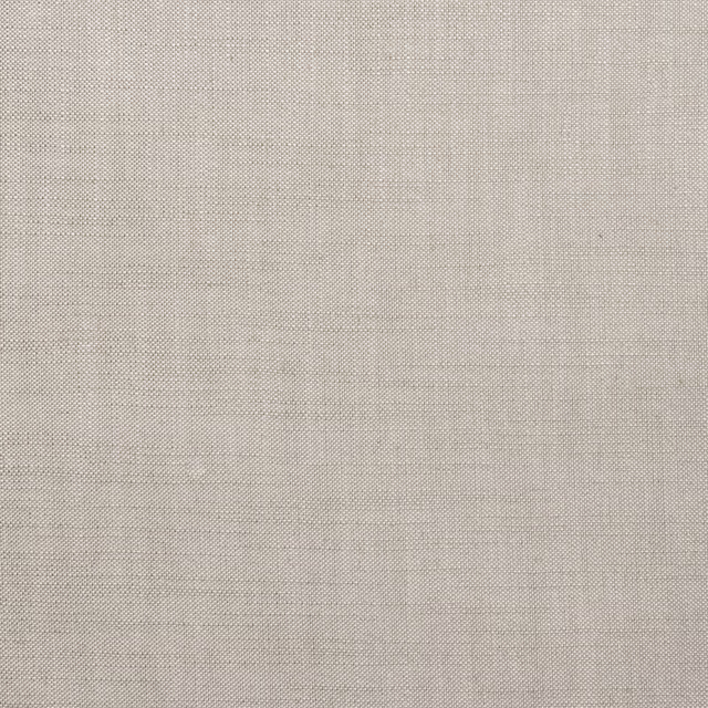 Close-up of Nettoyer Greige’s fine taupe-grey plain weave with subtle tonal flecks