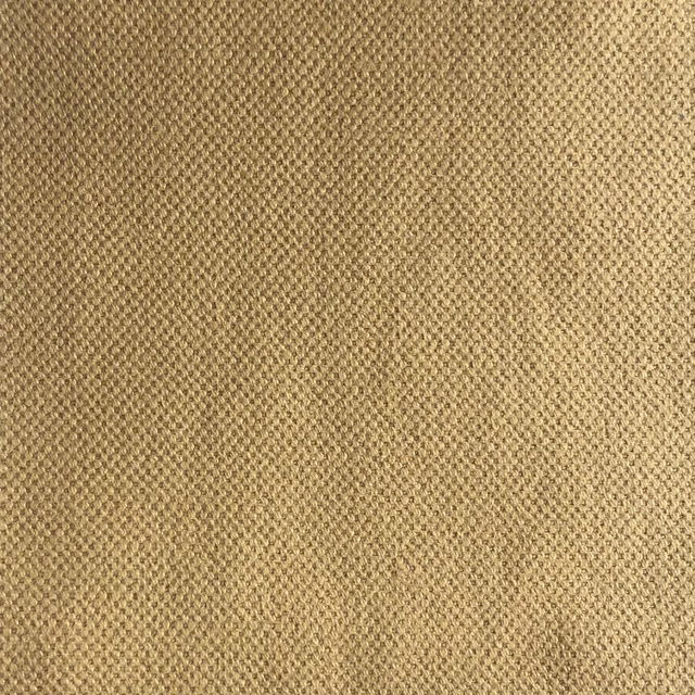 Warm beige Duo 135 with dense pebbled weave and subtle taupe flecks