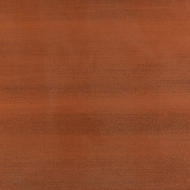 Warm cognac-brown wallcovering with subtle horizontal grain and layered lacquer-like tonal variation